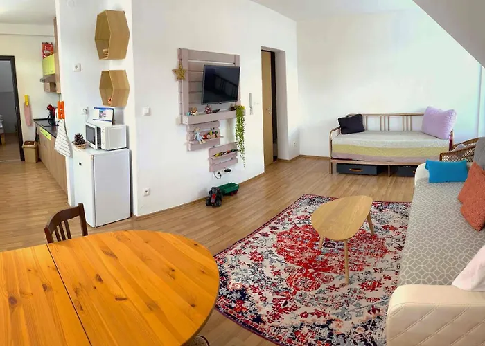 Dvojizbovy Utulny Apartman Oscadnica