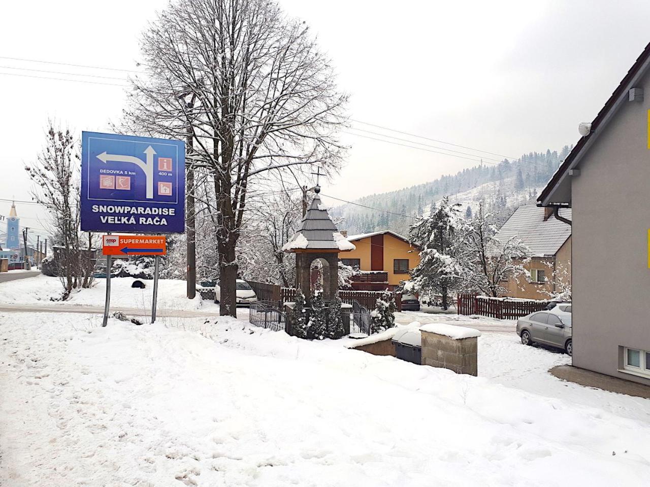 Dvojizbovy Utulny